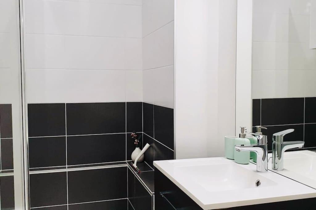 Splendide Appartement De 32M2 Au Centre De Vannes Ngoại thất bức ảnh